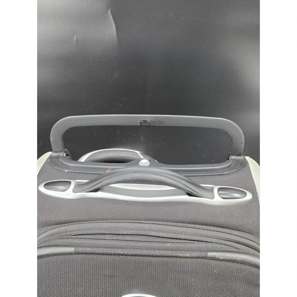 Tumi T3 Suitcase Luggage 2 Wheeled Carry On Limited Edition 22